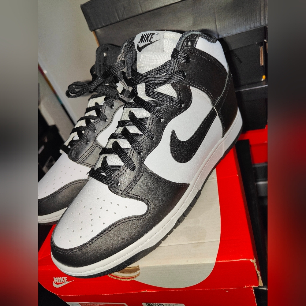 Nike high dunk panda